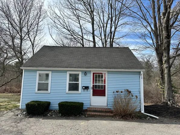 176 South St, Plainville, MA 02762
