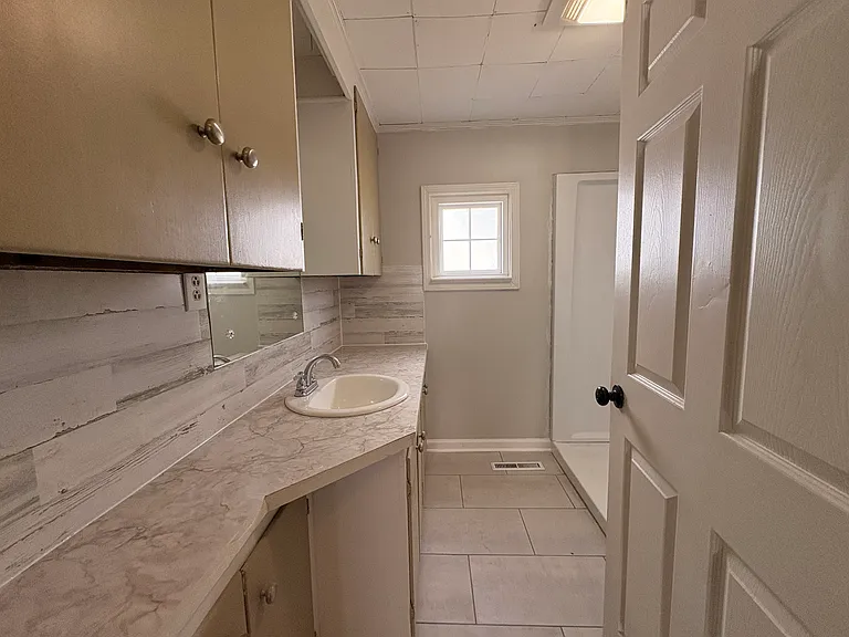 1318 Nutwood St — Photo 10