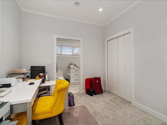 3rd image of 2577 Parker St #2575