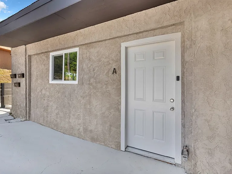 Exterior entryway and Parking
