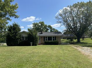 735 Northcutt Cove Rd, McMinnville, TN 37110