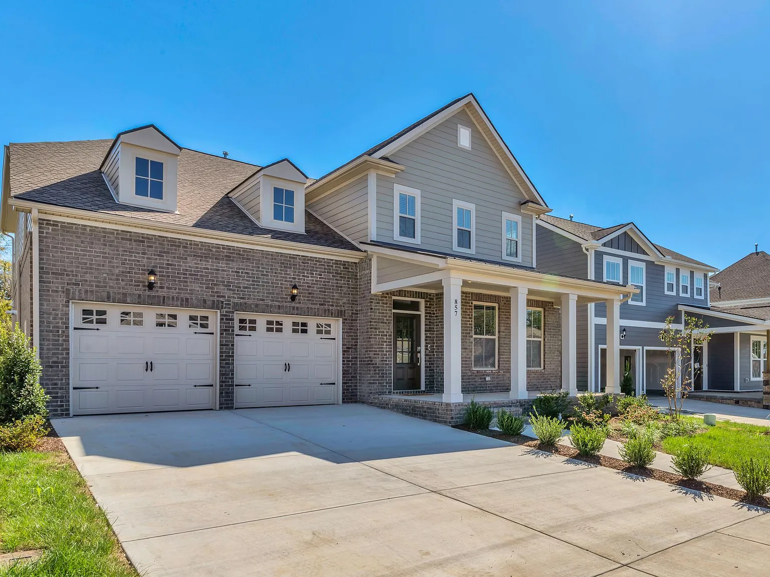 4 bed, 2872 sqft, $3,600 — Photo 3