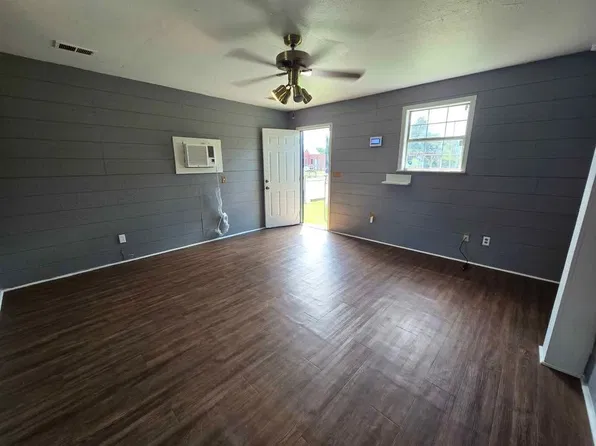 330 N Fisher St, Jonesboro, AR 72401