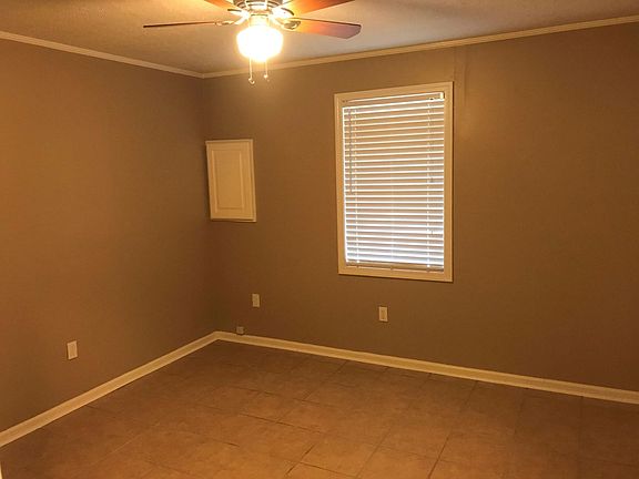 5th image of 230 James Cir #230