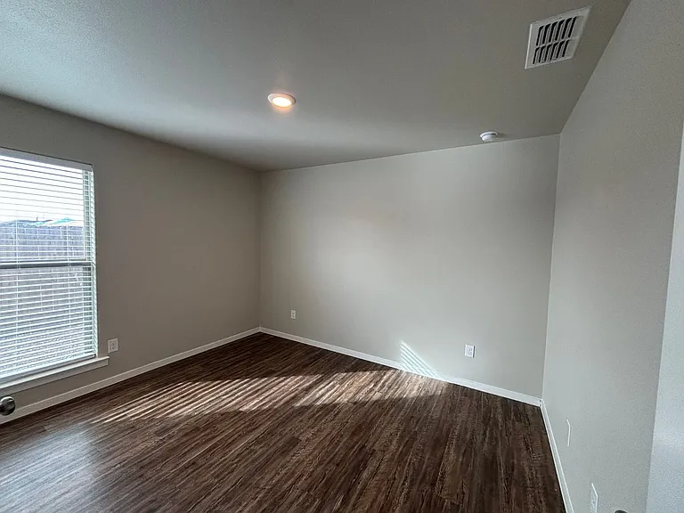 3506 Trenton Ave — Photo 12
