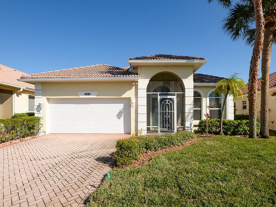 1st image of 600 NW Lambrusco Drive