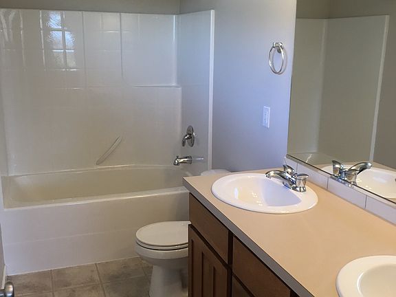 5th image of 2120 N Country Vista Blvd