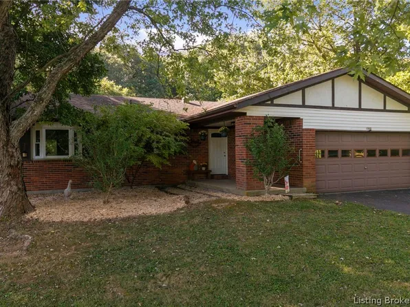 13605 West Street NE, Palmyra, IN 47164
