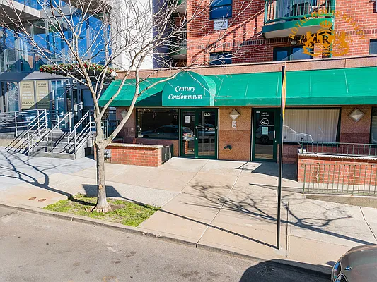 Sold by Royal House Realty, Inc. | media 6