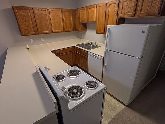 4th image of 331 9th Avenue Dr NE #12