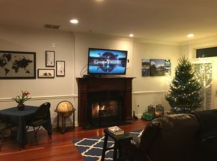 444 W Blackhawk St #3, Chicago, IL 60610