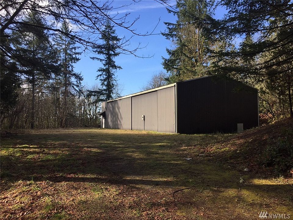 2nd image of 5662 SE Sedgwick Rd