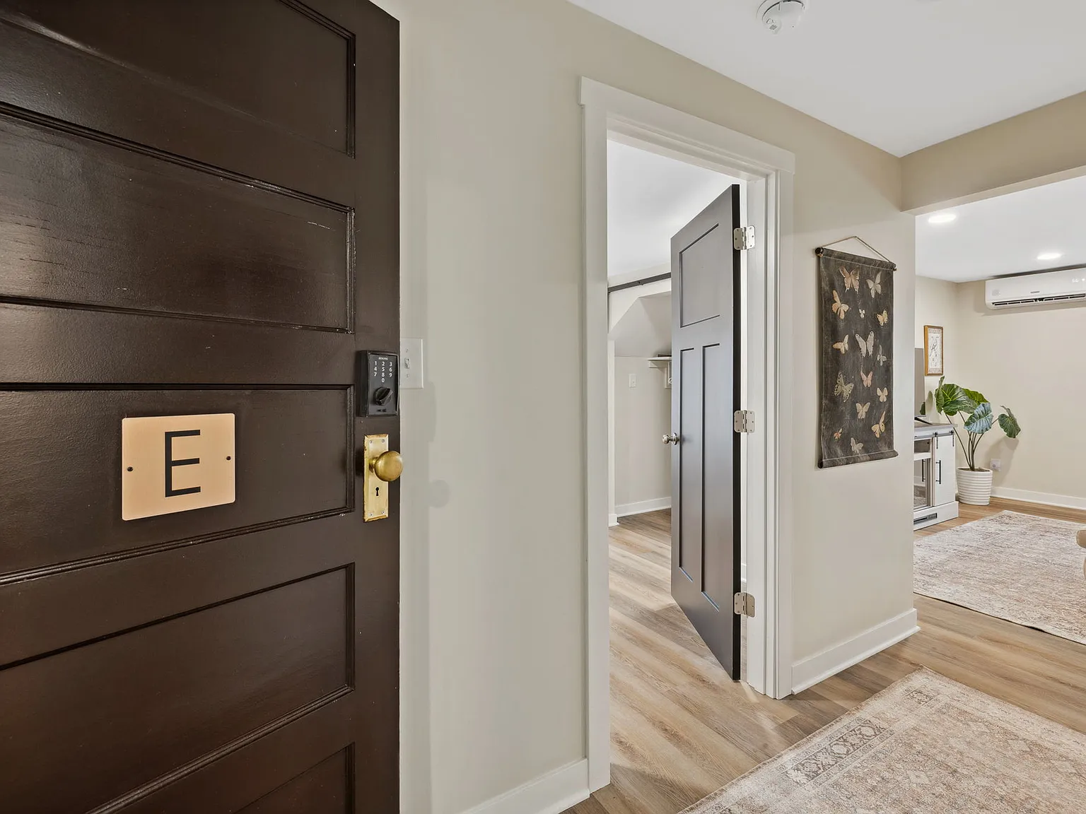 1 bed, 575 sqft, $1,400 — Photo 2