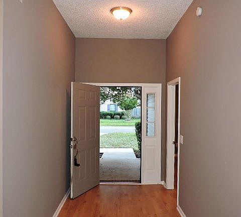 FOYER 2