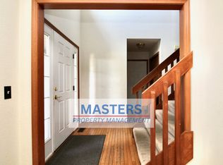 363 Arrowhead Dr, Perrysburg, OH 43551