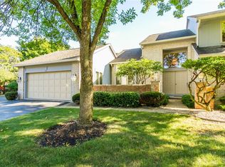48 Tobey Ct, Pittsford, NY 14534