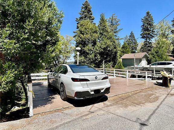4th image of 26388 Lake Forest Dr