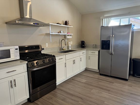 2nd image of 4811 Lori Ann Ln #2