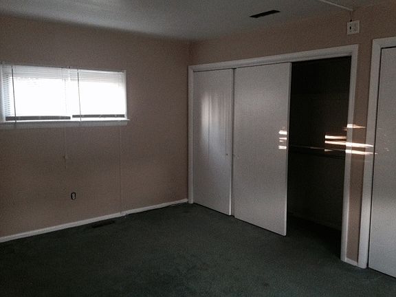 downstairs bedroom huge closets spacious