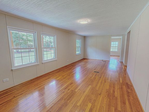 5th image of 799 Julian Oakley Rd