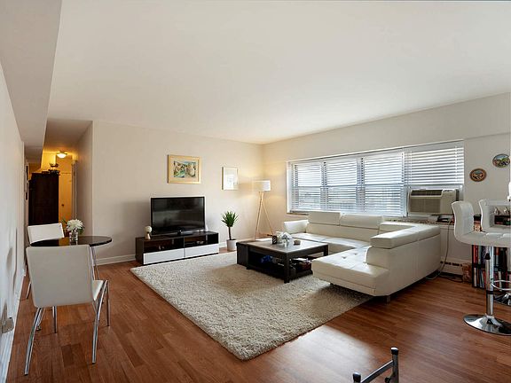 4th image of 4950 N Marine Dr APT 1507