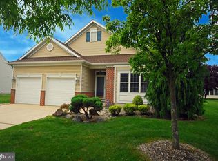 6 Ridgway Dr, Bordentown, NJ 08505