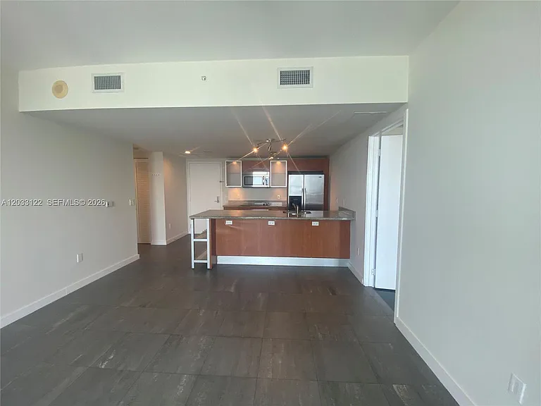 185 SW 7th St #4206 — Photo 2