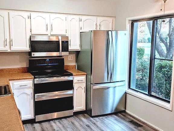 4th image of 20405 Shadow Oak Ct