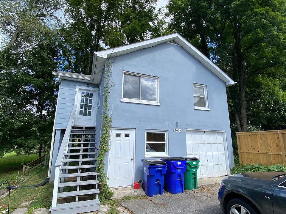 205 Wilson Ave