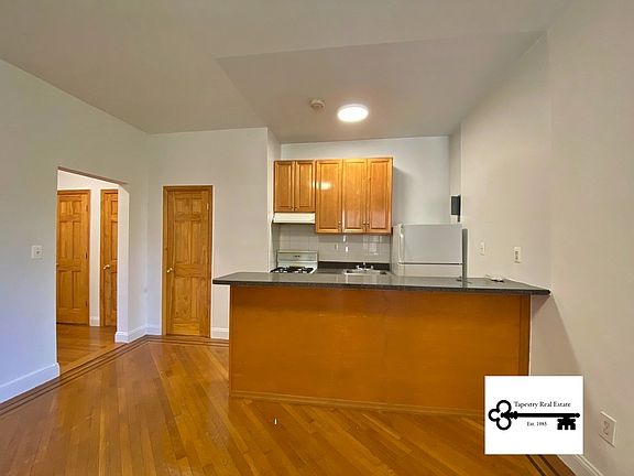 4th image of 78-11 Kew Forest Ln #1BB