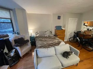 287 Beacon St APT 1, Boston, MA 02116