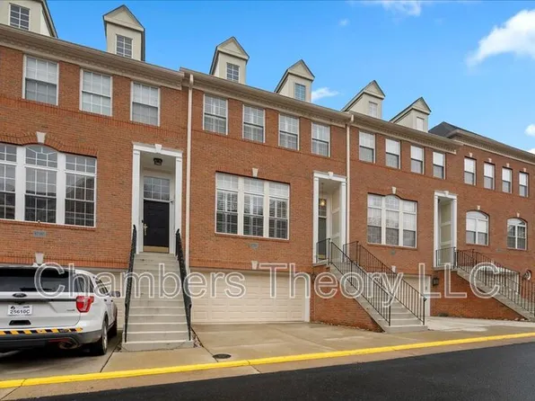 47765 Scotsborough Sq, Sterling, VA 20165