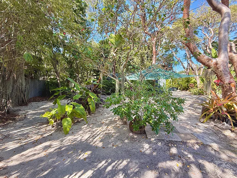 111 N Bay Harbor Dr — Photo 60