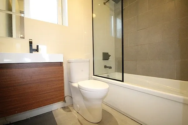 Rented by East Williamsburg Realty Inc | media 5