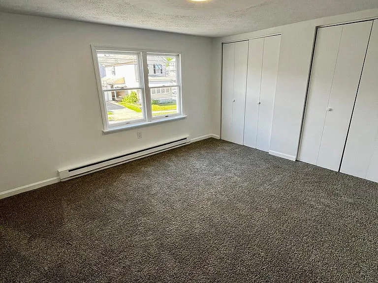 177 E Union St — Photo 9