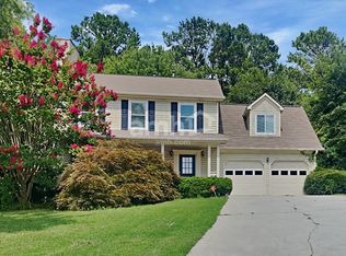 1570 Summit Pond Cir, Loganville, GA 30052
