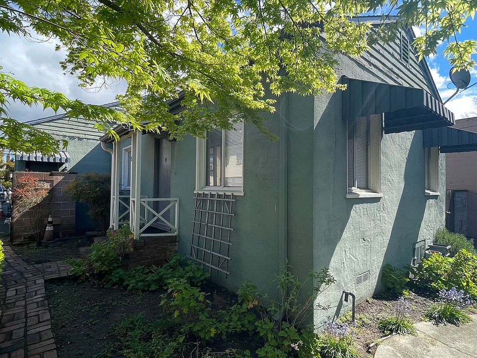 1st image of 2240 Santa Clara Ave #B
