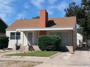 12 Riverside Dr, Roswell, NM 88201