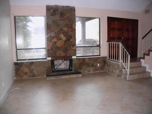 4th image of 9533 SW 148 Avenue Cir E