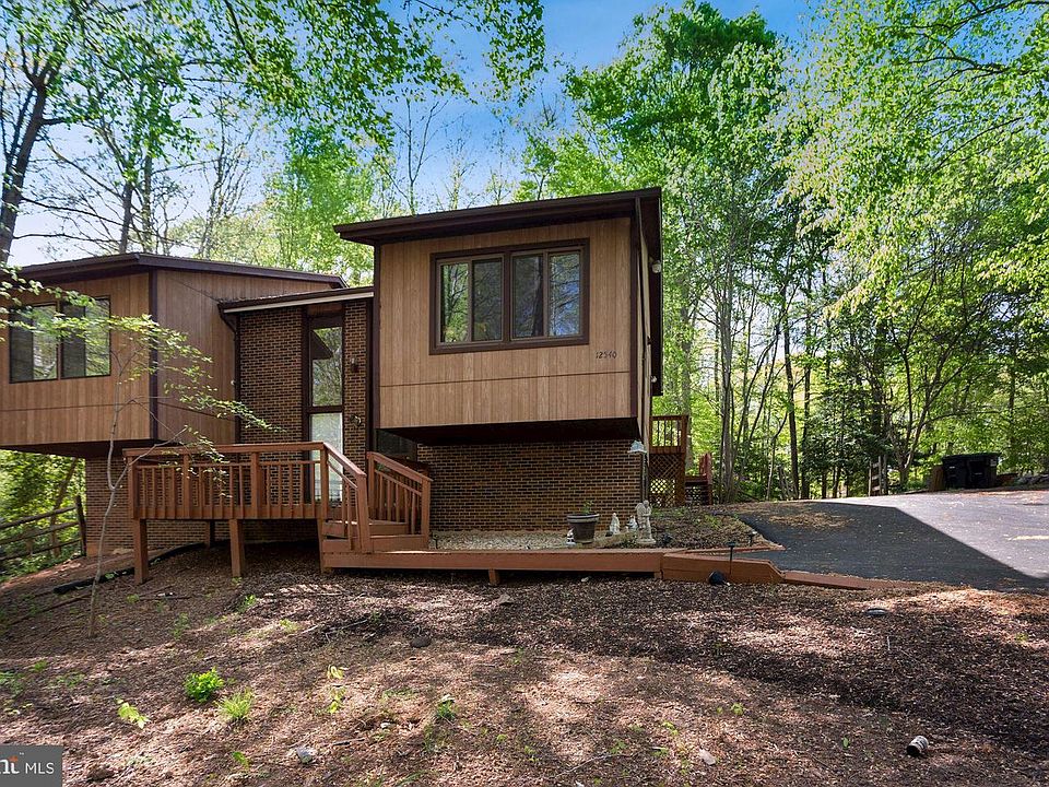 1st image of 12540 Basswood Dr