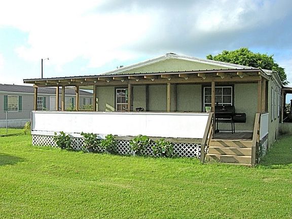 Back Deck - Facing Lake