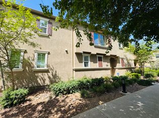 9957 Del Surf Ln, Elk Grove, CA 95757
