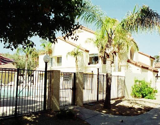 1st image of 925 N COLLEGE Avenue #203