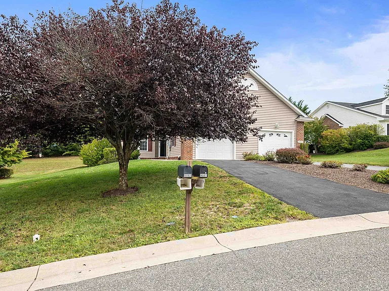 4081 Forest Oaks Ln — Photo 3