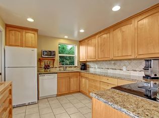 4315 SW Stevens St #B, Seattle, WA 98116