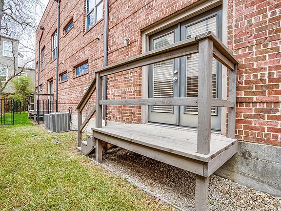 4th image of 5017 Manett St #103