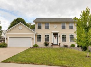 14449 Briarwood Ln, Urbandale, IA 50323