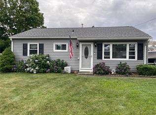 37 Leroy Dr, Riverside, RI 02915