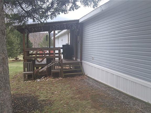 2nd image of 58 Cheryl Dr