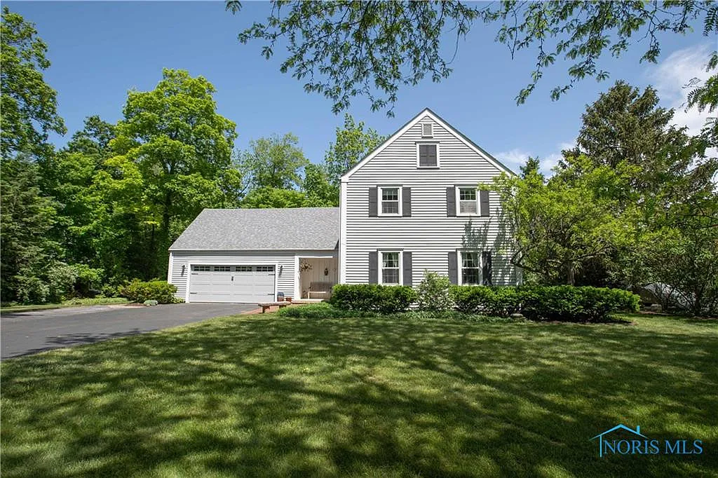 66 Back Bay Rd photo 1